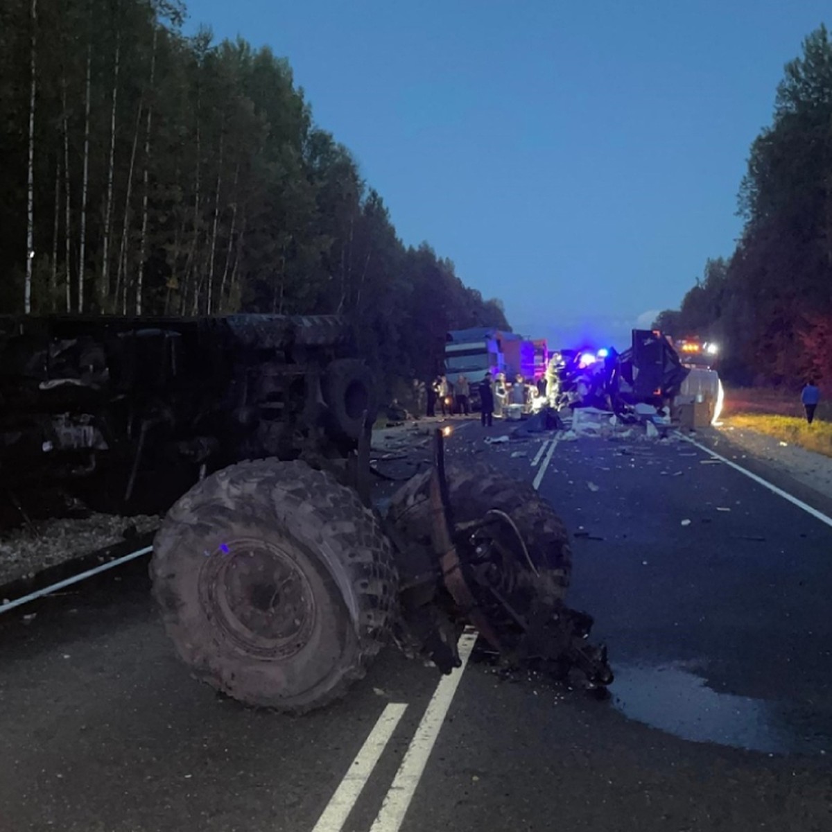 В Кировской области водитель погиб в ДТП с КАМАЗом - KP.RU