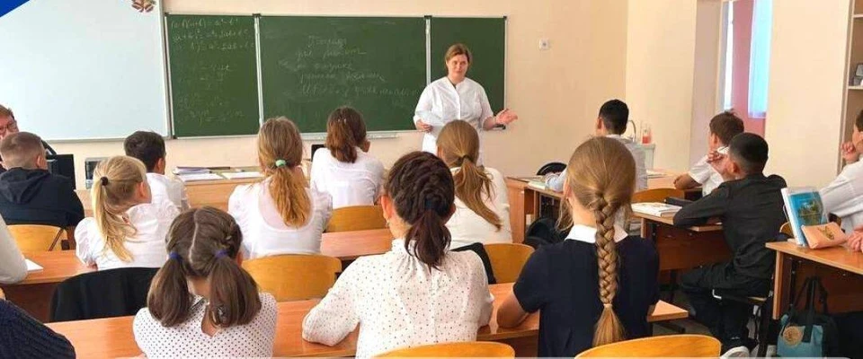 В образовательных учреждениях Ульяновской области 4 сентября прошел «Единый урок здоровья». ФОТО: минздрав УО