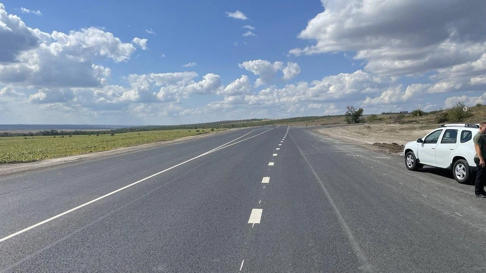 Дорогу починили на участке в 60 км. Фото - телеграм-канал администрации Луганска
