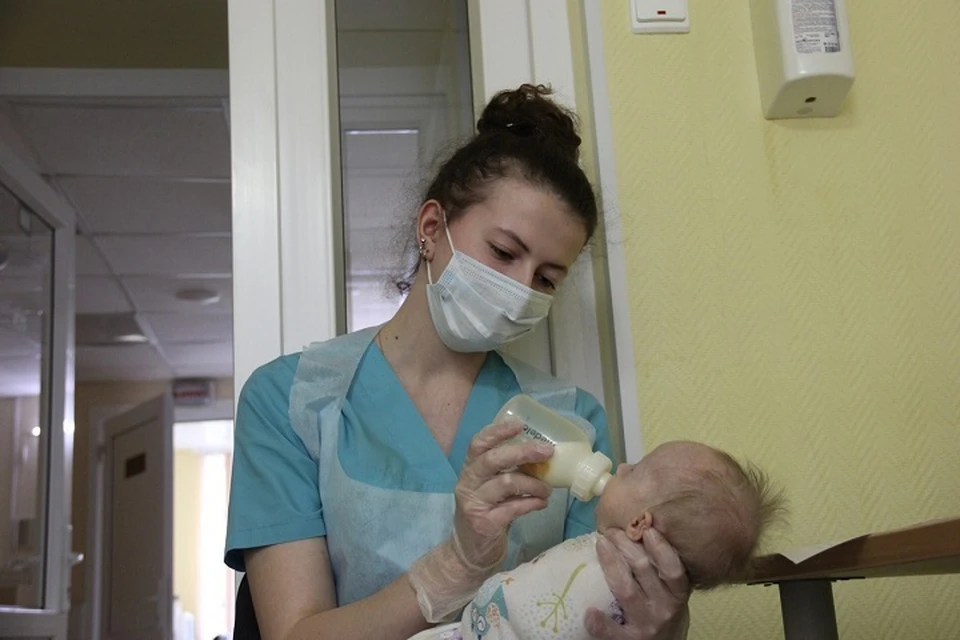 В минувшем году в двух акушерских стационарах Екатеринбургского перинатального центра медработники помогли родиться 9 439 малышам Фото: департамент информполитики
