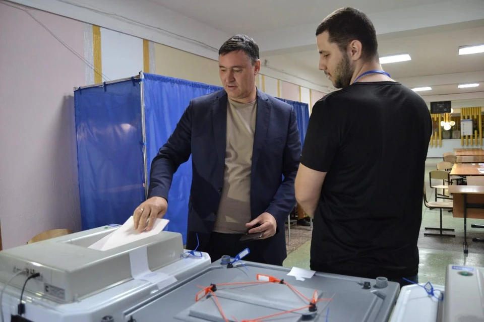 Руслан Болотов проголосовал на выборах депутатов Заксобрания Иркутской области