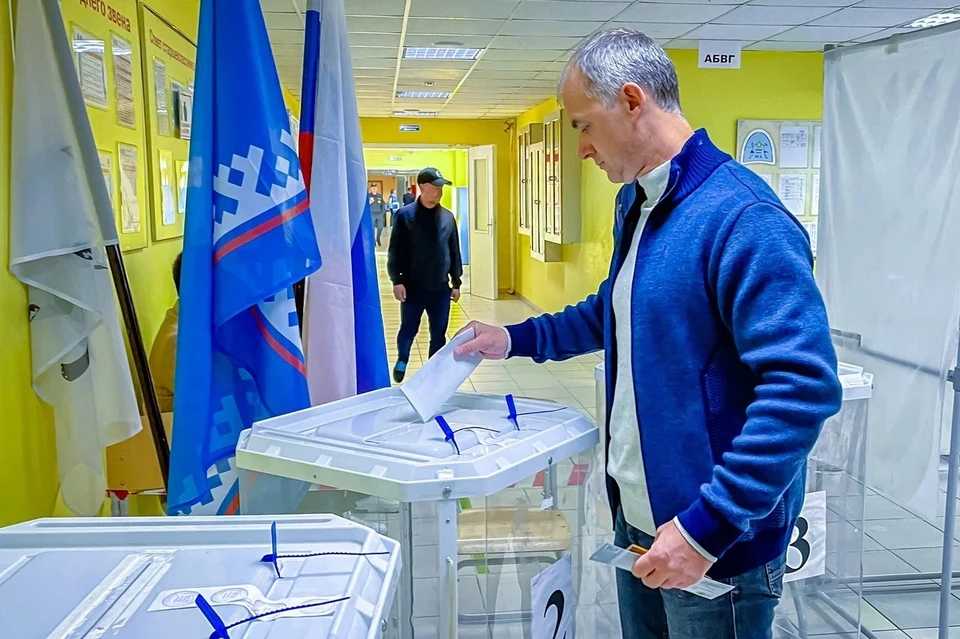 Глава Салехарда Алексей Титовский проголосовал на выборах губернатора Тюменской области. Фото: страница Алексея Титовского в соцсети