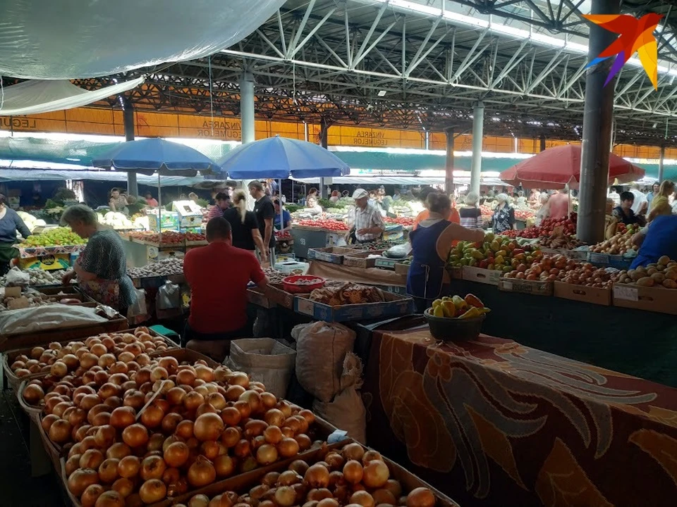 В базарный день на Центральном рынке - свободные прилавки. Фото: "КП"
