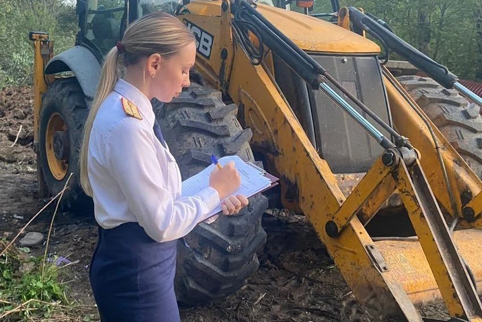 При выкапывании траншеи нашли труп неизвестного мужчины