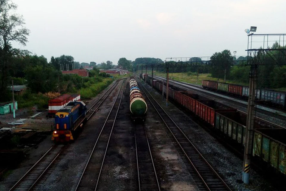 Следователи Кузбасса выясняют обстоятельства ЧП на железной дороге.