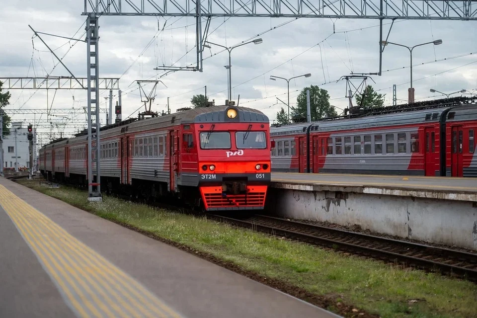 В связи с окончанием дачного сезона в Петербурге меняется график движения электричек.
