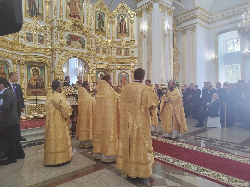 Фото: Патриарх Московский и Всея Руси Кирилл освятил храмовый комплекс Костромского кремля