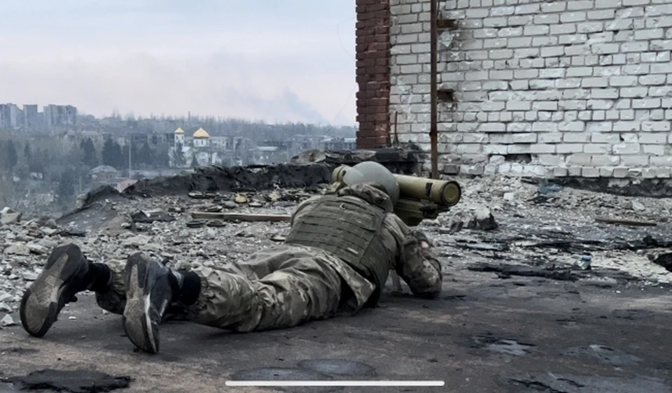 Бойцы казачьего отряда спасли раненного солдата ВСУ