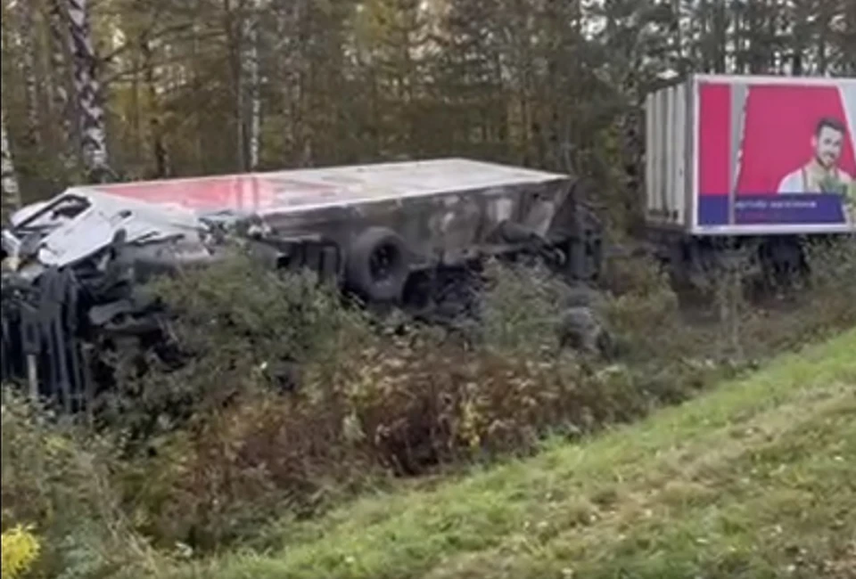 Две фуры и самосвал столкнулись на трассе под Нижним Новгородом.