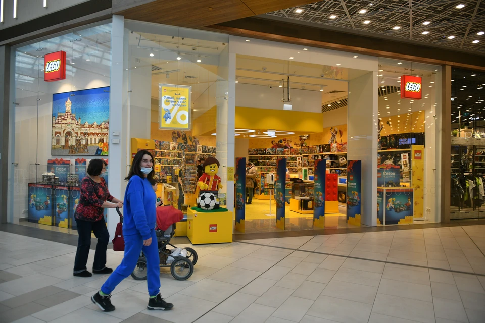 Газпромбанк купил сеть торговых центров «Мега» у Ingka Centres