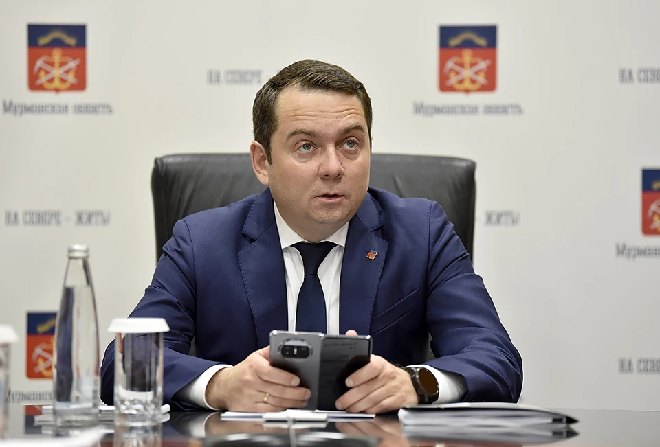 Губернатор Мурманской области Андрей Чибис призвал глав муниципалитетов активнее готовиться к зиме и уборке снега. Фото: Правительство Мурманской области
