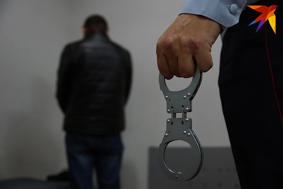 56-летнетний житель Мурманска до 24 ноября будет находиться под домашним арестом.