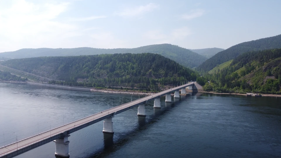 Мост через реку Енисей на 45-м км автомобильной дороги Р-257 «Енисей».