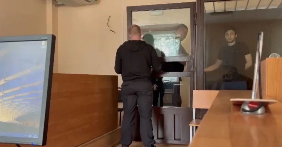 Обвиняемый в убийстве в Бобачевской роще в зале суда. Фото: СУ СК по Тверской области