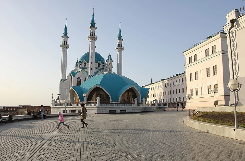 Татарстан 17 казань. Казанский Кремль Татарстан Альметьевск. Касаткина 23 Казанский Кремль. Ульяновск Татарстан. Казань меж.