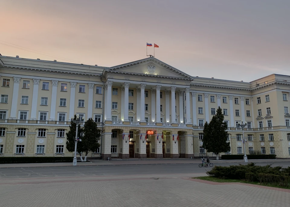 Василий Анохин подписал указы о формировании правительства Смоленской области.
