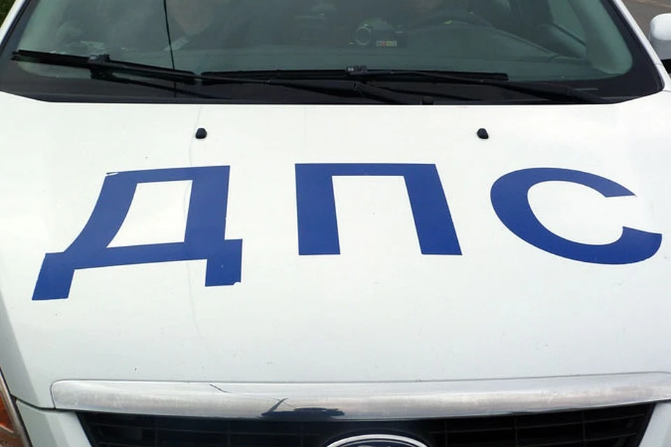 В Кимрах ищут свидетеле двух наездов на припаркованные автомобили.