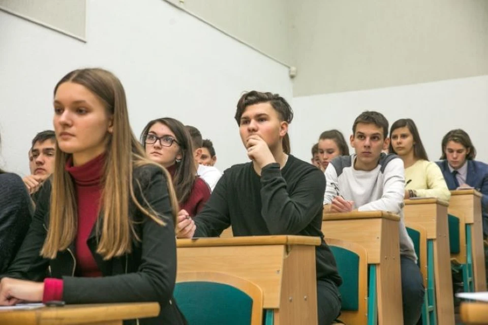 Ы следующем году размер стипендии увеличится в два раза.