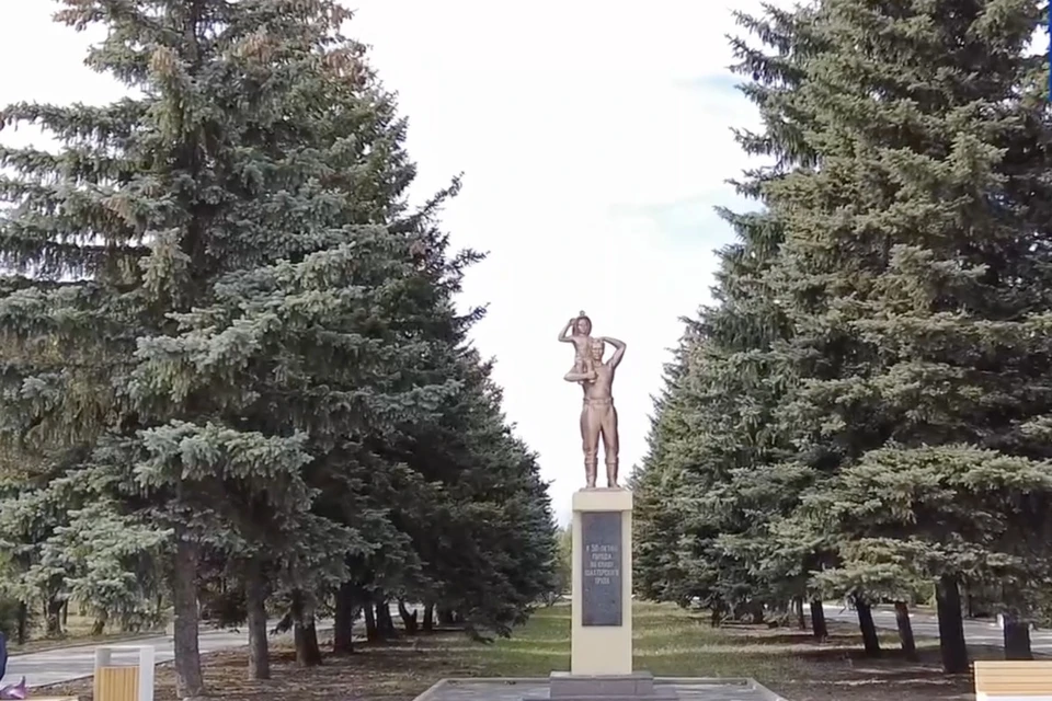 Модернизацию парка в Кировском закончили за четыре месяца. Фото: кадр из видео Солнцев/ТГ