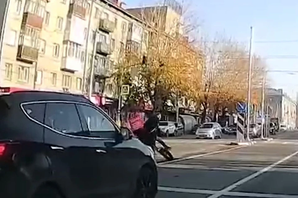 Инцидент произошел утром в среду, 18 октября. Фото: стоп-кадр из видео «АСТ-54»