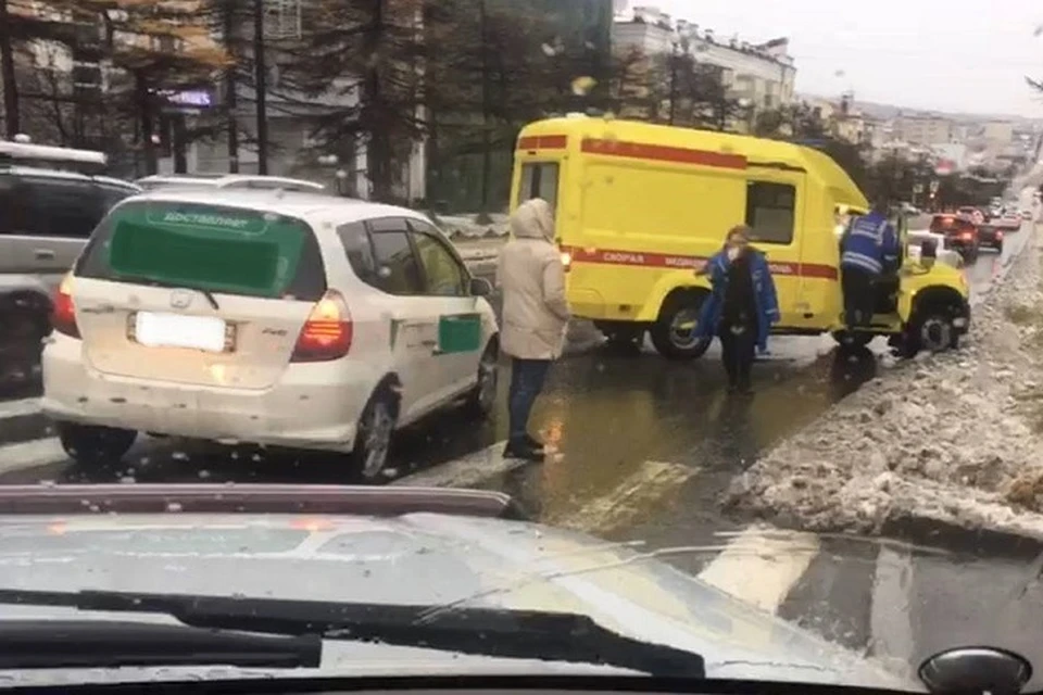 Снег идет, машины бьются: несколько серьезных ДТП произошло на Колыме
