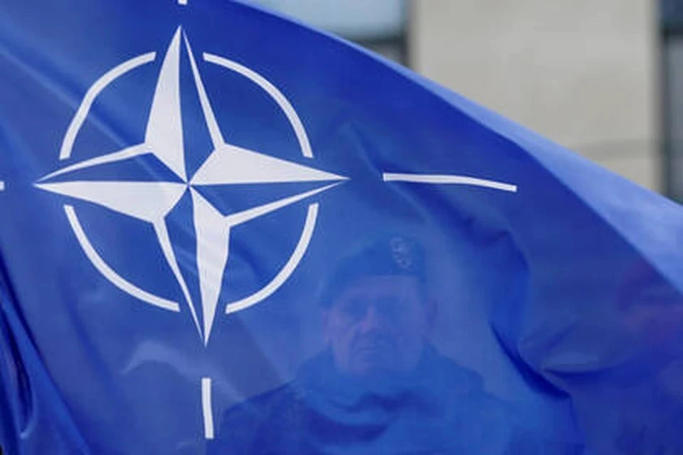Адмирал НАТО Бауэр: НАТО стоит готовиться к конфликту в Арктике