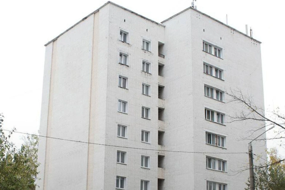 В общежитии приводятся в порядок места общего пользования и студенческие комнаты. Фото: правительство Кировской области