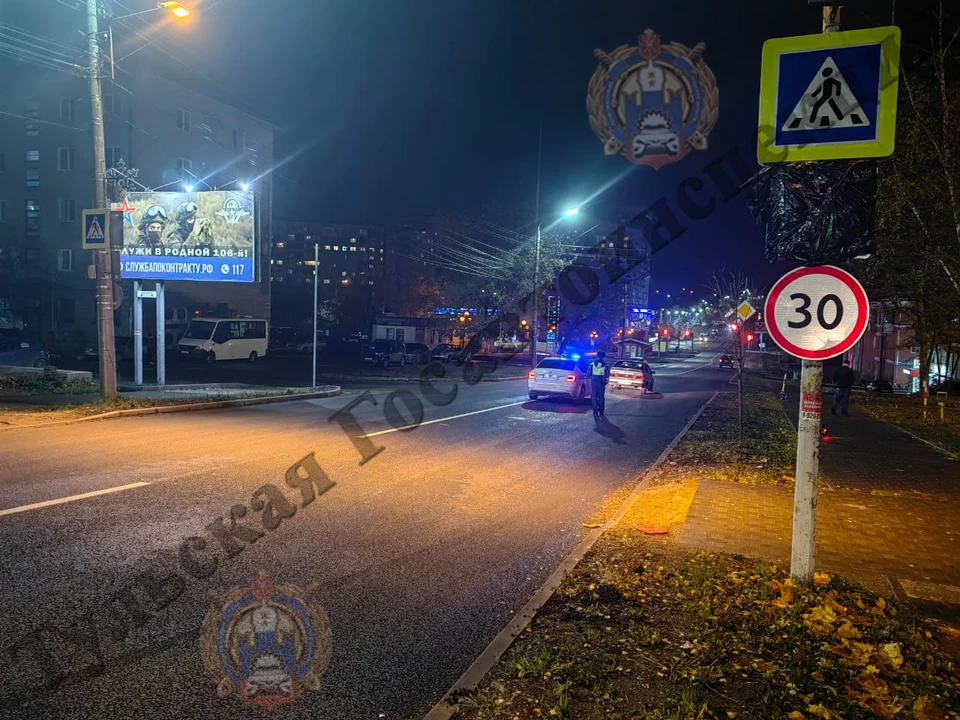 В Туле на улице Кутузова автомобиль «ВАЗ» сбил двух несовершеннолетних девочек