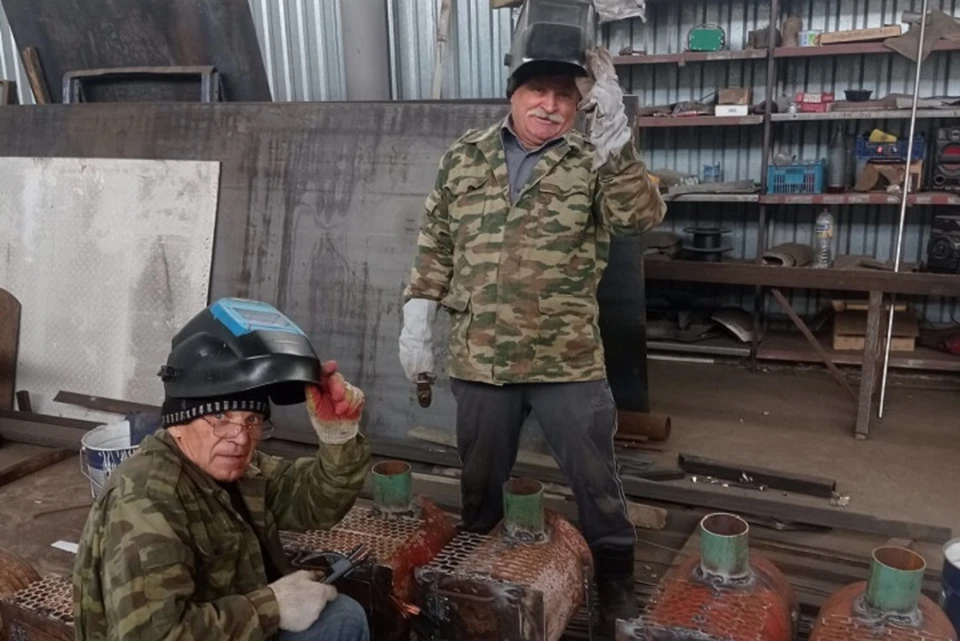 С приходом холодов буржуйки опять нужны бойцам. Фото: Кубанское казачье войско