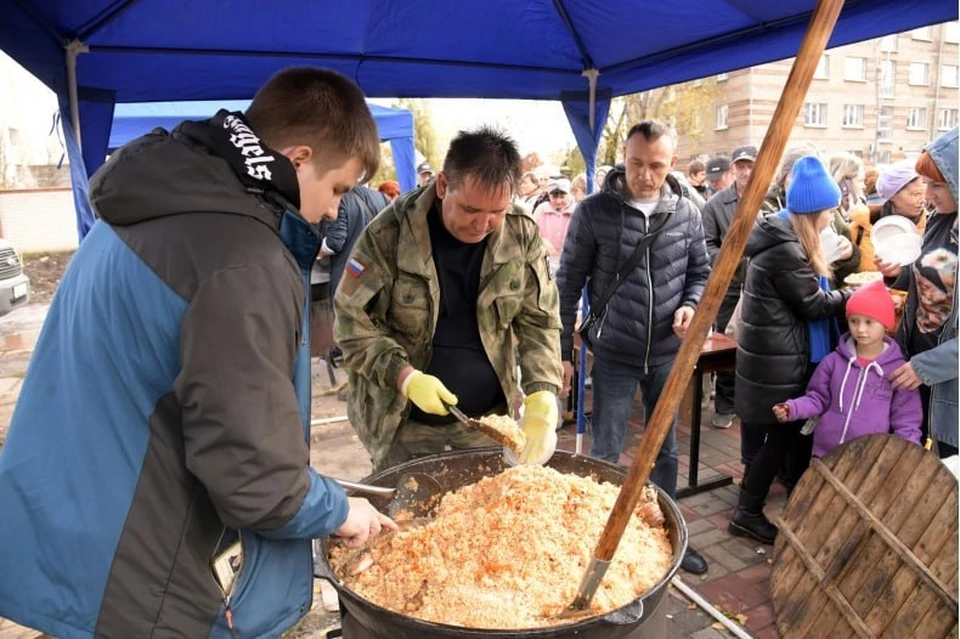 Празднование Дня города в Свердловске. Фото: администрация Свердловска и Свердловского района