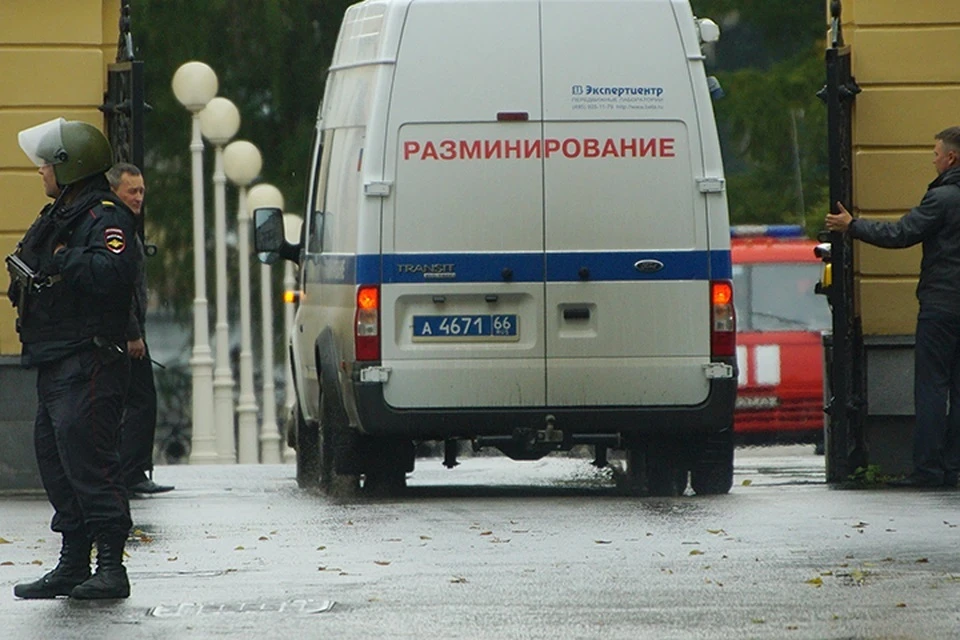 Из-за письма о минировании в Ухте эвакуировали торговый центр