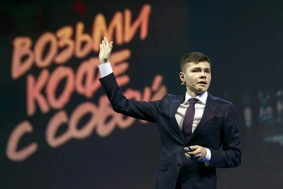 «Читает Ремарка, не жалуется»: стало известно, как себя чувствует арестованный блогер Аяз Шабутдинов Фото: Владимир Андреев/ТАСС