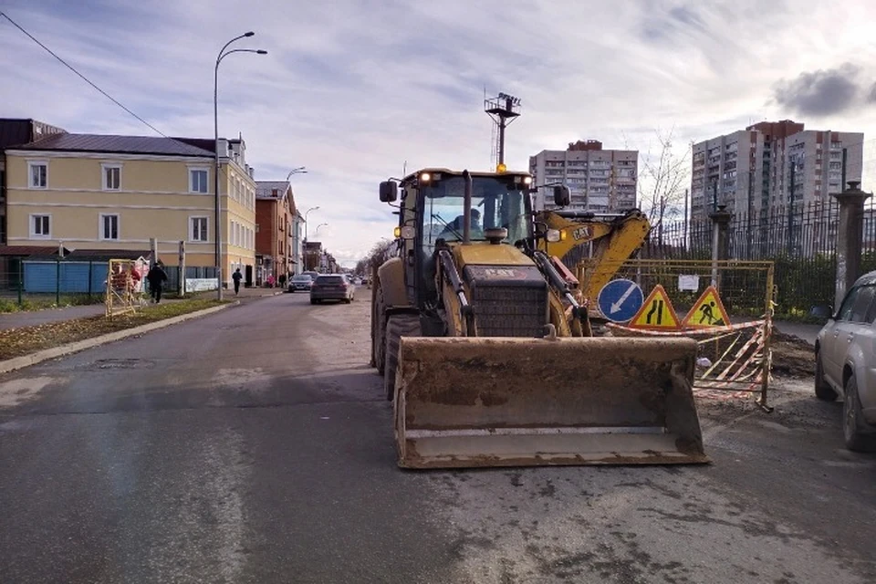 В Рыбинске прошла замена труб на улице Чкалова