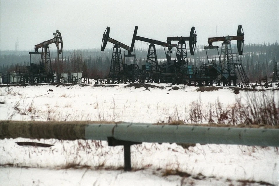 Экономист Хазанов: снижение цен на нефть некритично для российской экономики