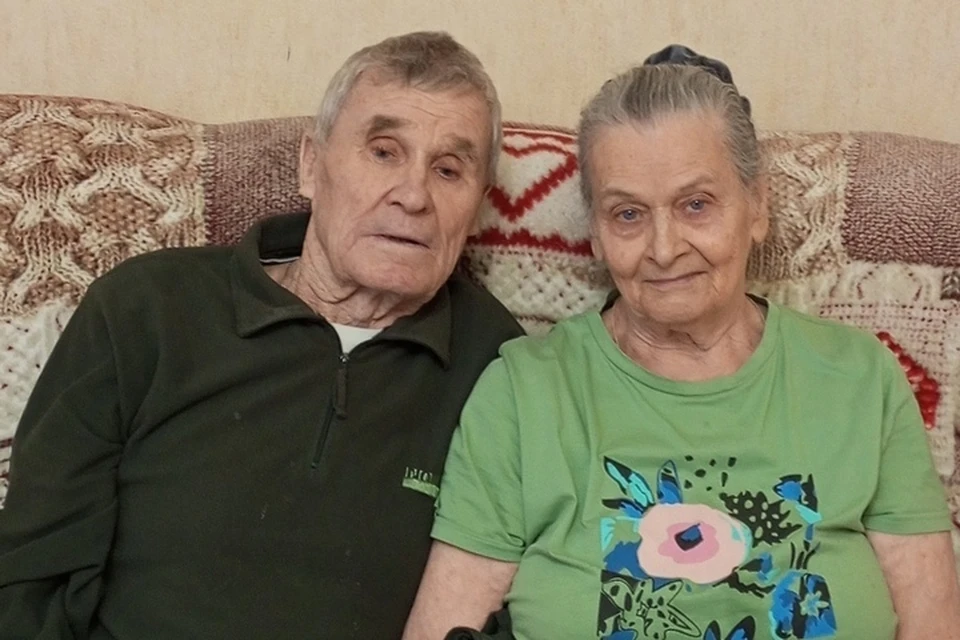 Тамара Алексеевна и Николай Александрович Филипповы из Лысьвы живут вместе уже 65 лет. Фото: отдел ЗАГС города Лысьвы.