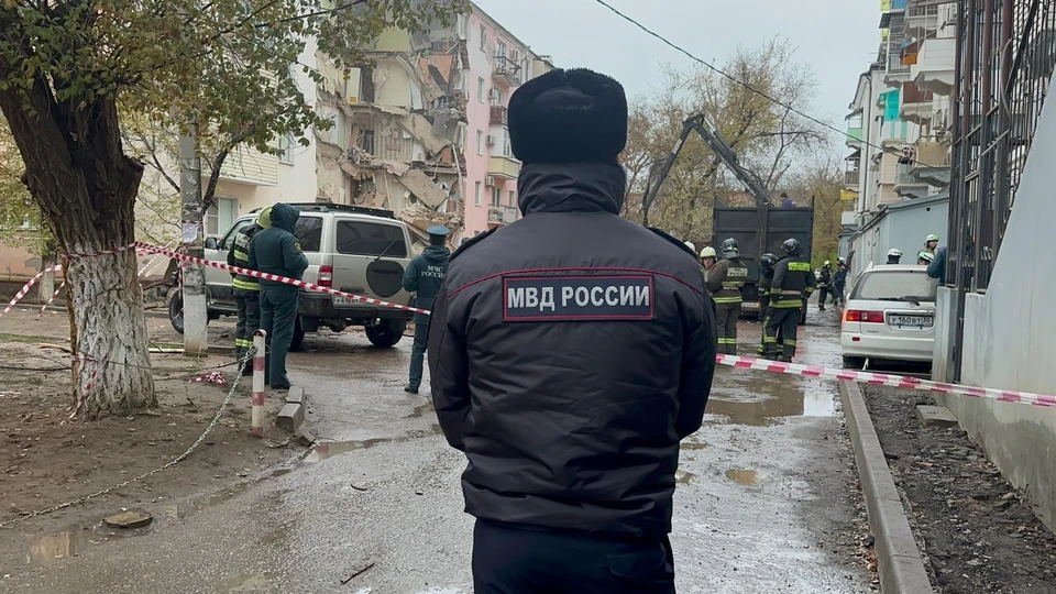 Мы собрали последние новости по поводу обрушения дома в Астрахани