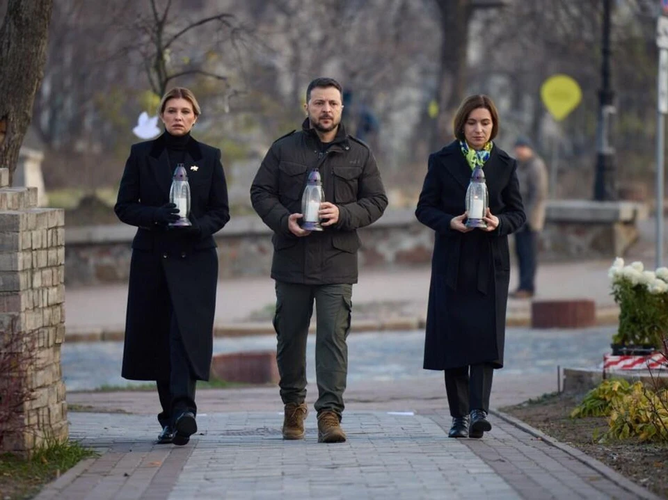Справа налево: Президент Молдовы Майя Санду, президент Украины Владимир Зеленский и его супруга. Фото: Пресс-службы президента Украины.
