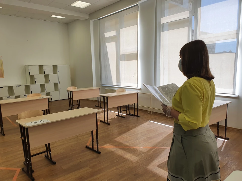 В финал должны пройти четыре учителя