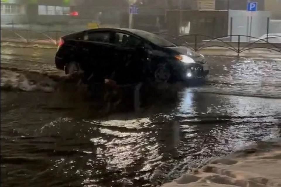 Из-за крупной аварии на водопроводе в Рязани без воды остались сотни домов. Фото: пользователь Валерия Аванесова в группе vk.com/voditelrzn62