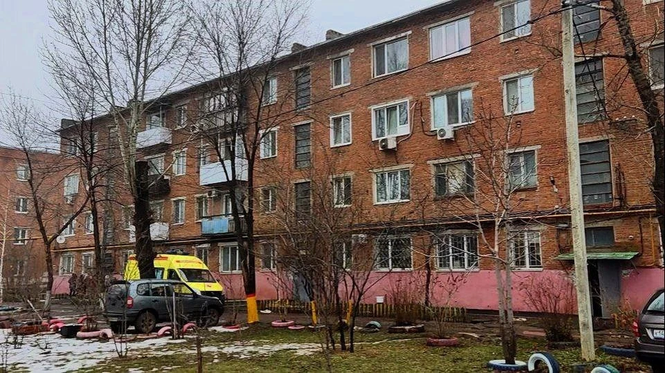 Власти держат на контроле ремонт дома в Энгельсе на Весенней улице (фото: администрация Энгельсского района)