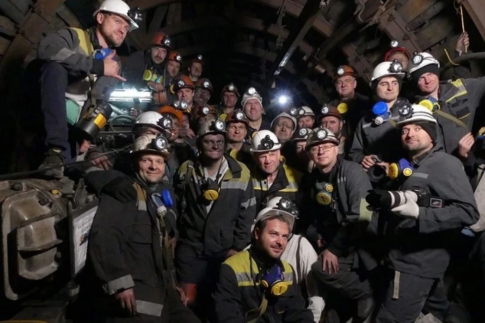 Николай Валуев и Джефф Монсон спустились в шахту «Комсомолец Донбасса». Фото: Министерство угля и энергетики ДНР