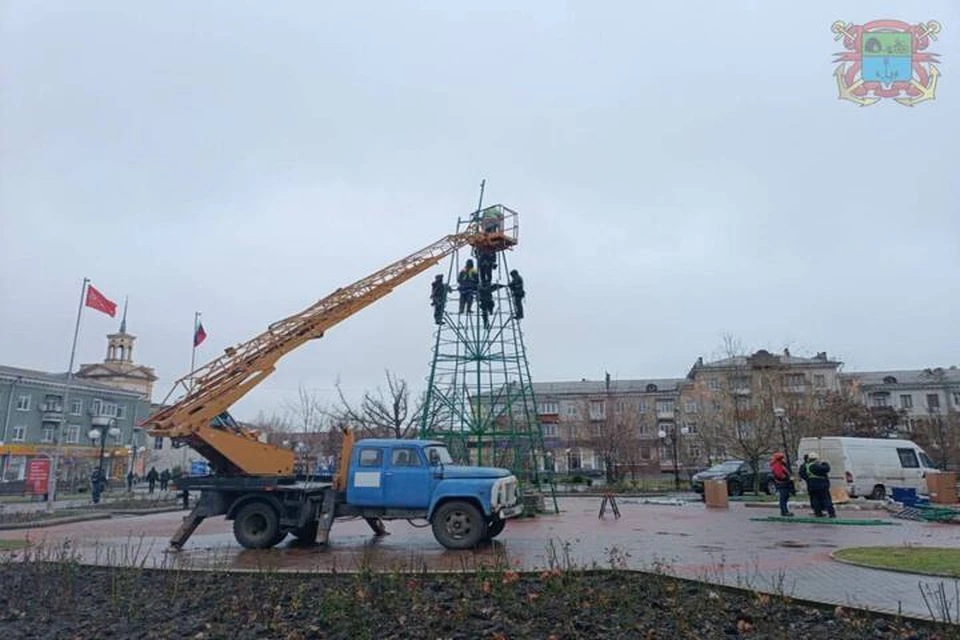 Открытие елки запланировано на 19 декабря. администрация Бердянска