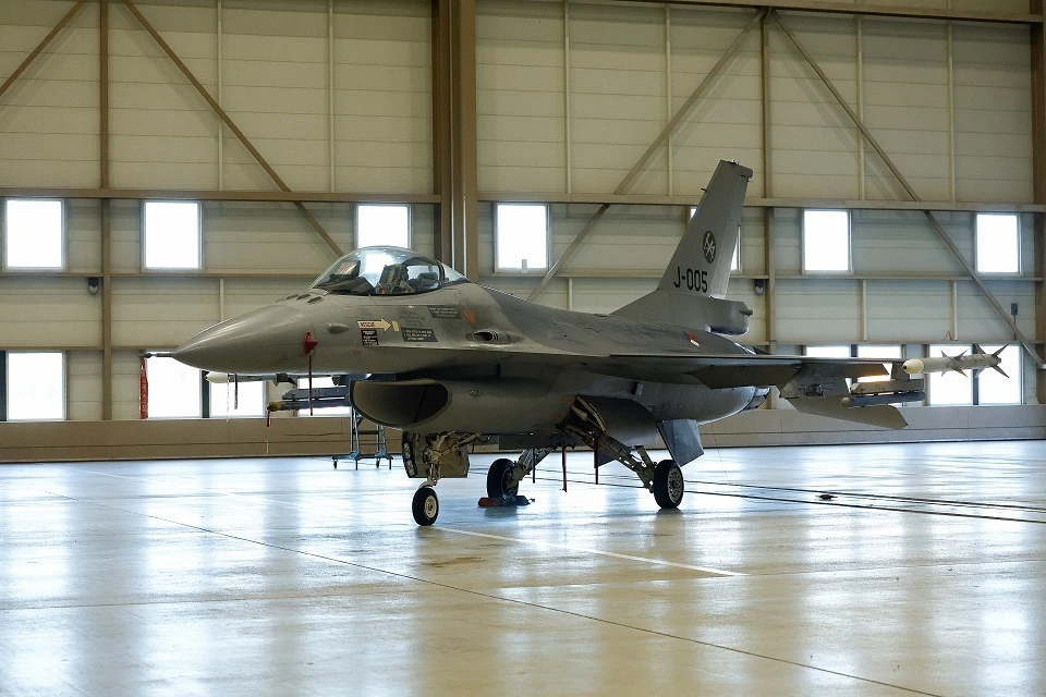 Reuters: украинские аэродромы непригодны для американских истребителей F-16