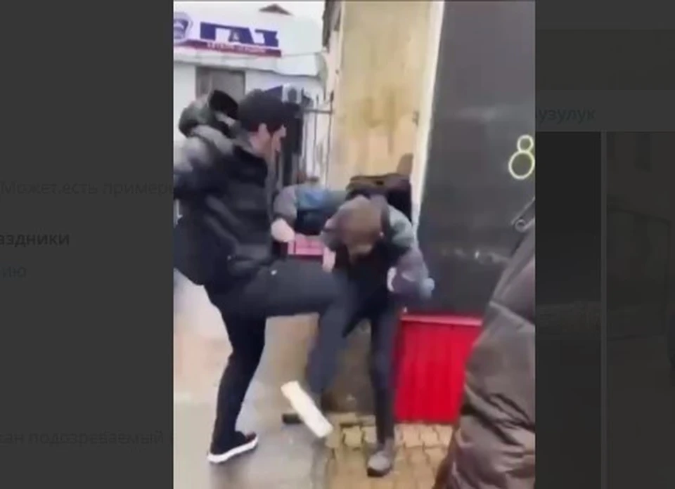 Дети мигрантов избили ребенка