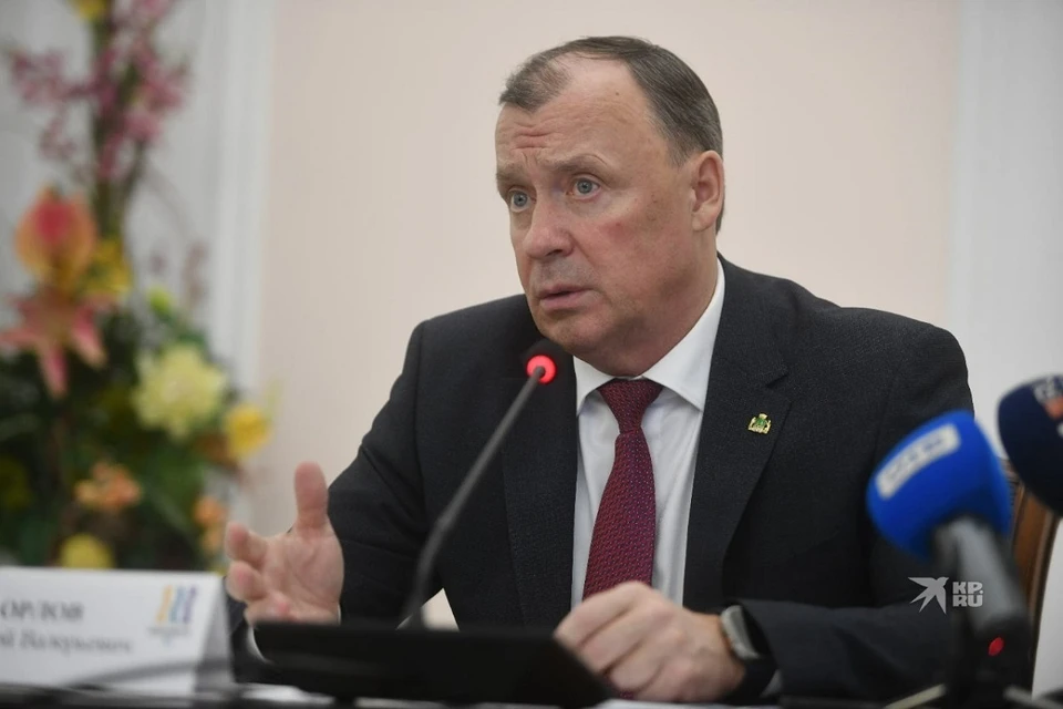 Прямая линия с мэром Екатеринбурга Алексеем Орловым прошла 18 декабря