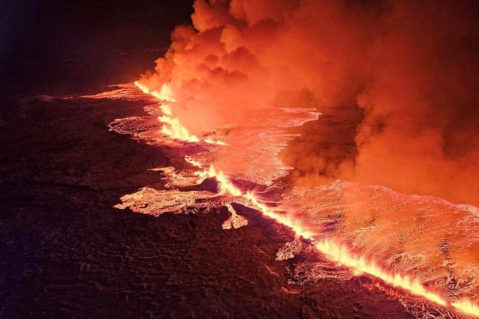 В Исландии началось мощное извержение вулкана Фаградальсфьядль