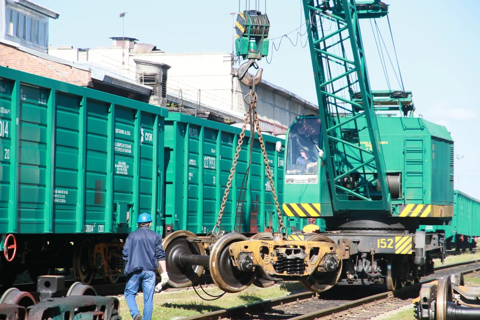 За рубежом пользуются спросом алтайские грузовые вагоны