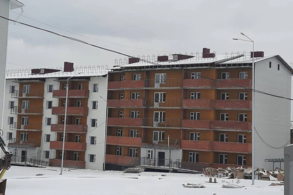 Подрядная организация не завершила возведение домов к установленному сроку. Фото: пресс-служба прокуратуры Иркутской области