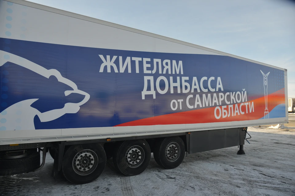 Добровольцы не только выезжают в новые регионы, но и работают в тылу. / Фото: Единая Россия