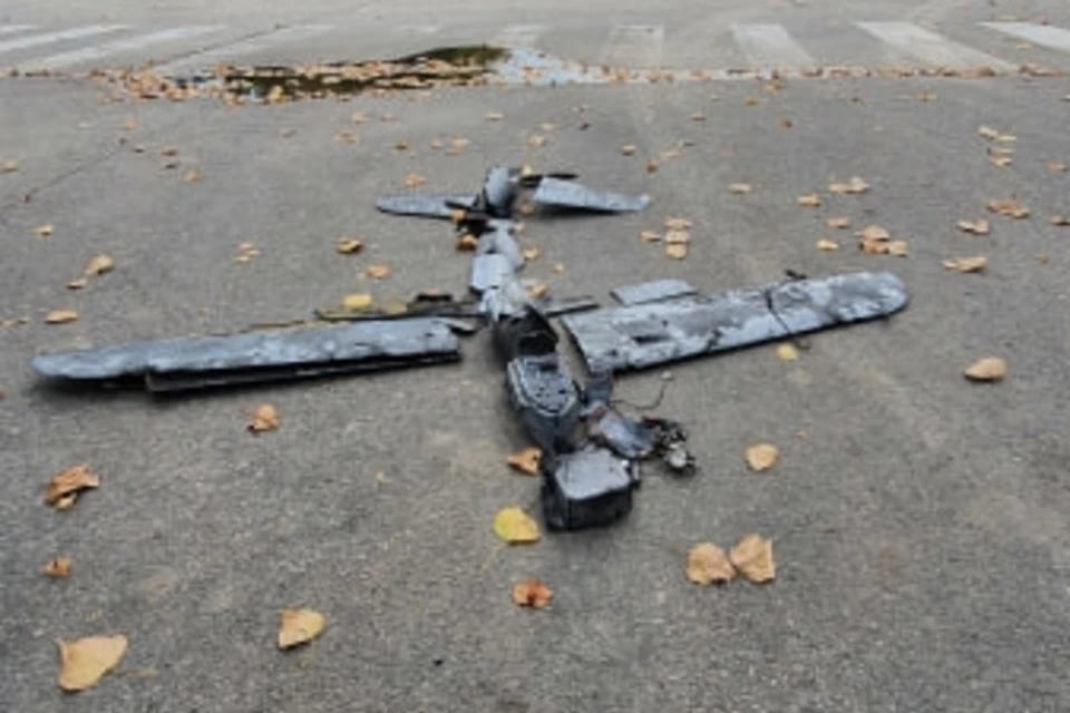 Боевики ВСУ ударили беспилотником-камикадзе по гражданскому автомобилю в Херсонской области